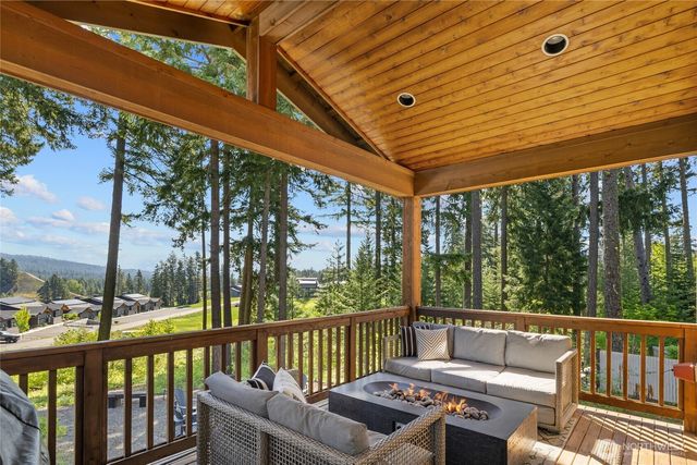 241 Black Nugget Lane, Cle Elum, WA 98922