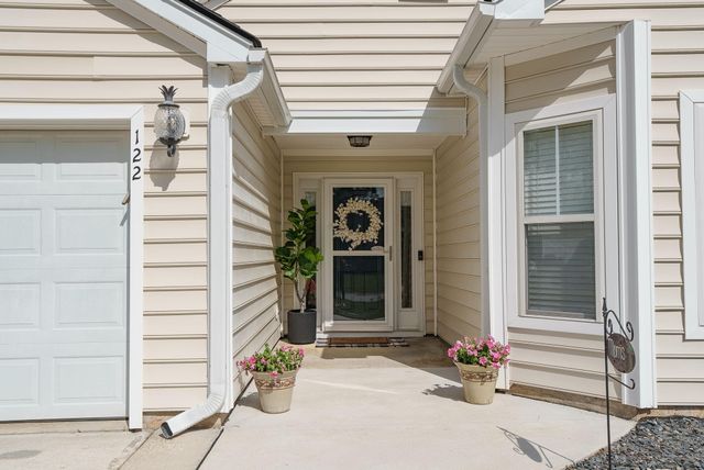 122 Thousand Oaks Circle, Goose Creek, SC 29445
