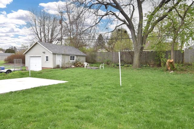 3337 Waterford AVENUE, Saint Francis, WI 53235
