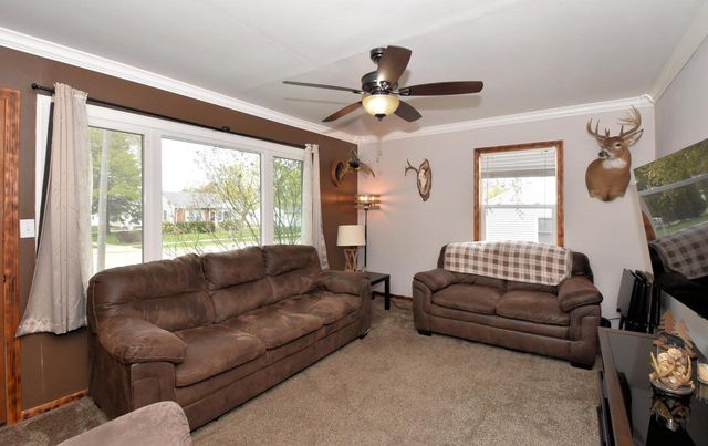 3337 Waterford AVENUE, Saint Francis, WI 53235