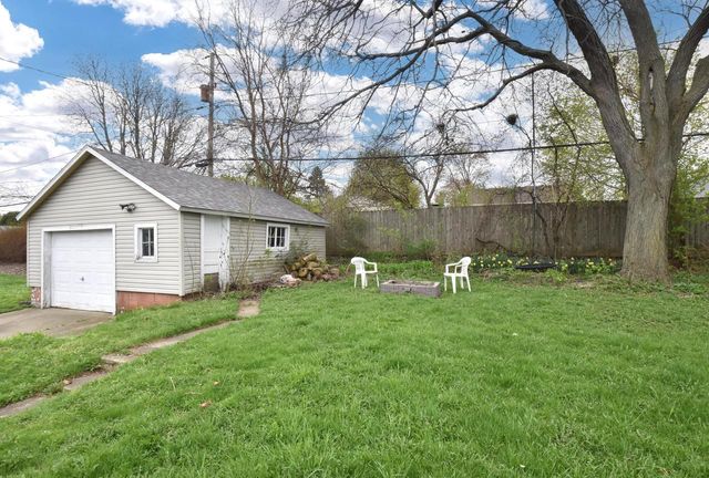 3337 Waterford AVENUE, Saint Francis, WI 53235