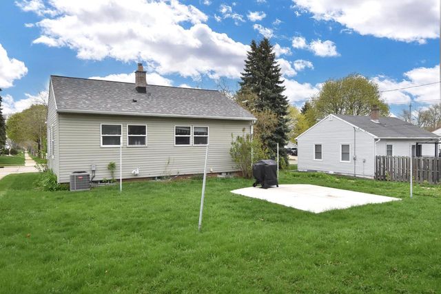 3337 Waterford AVENUE, Saint Francis, WI 53235