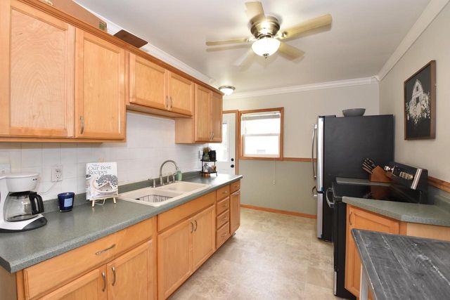 3337 Waterford AVENUE, Saint Francis, WI 53235