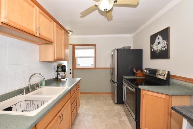 3337 Waterford AVENUE, Saint Francis, WI 53235