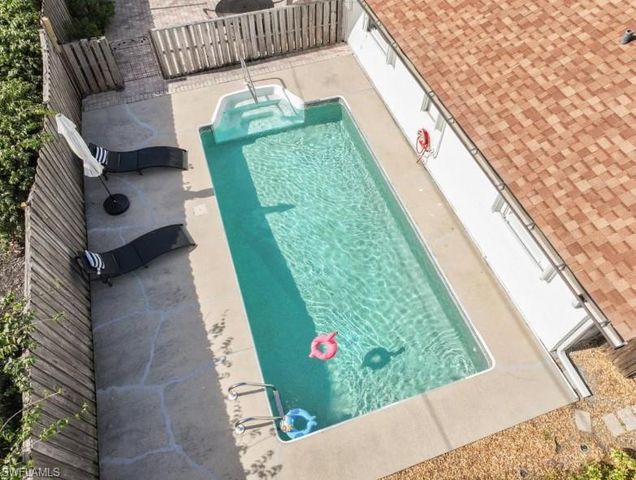 1332 Granada BLVD, Naples, FL 34103