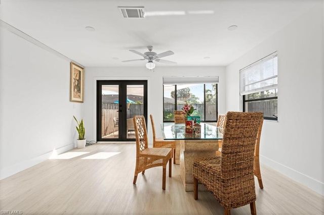 1332 Granada BLVD, Naples, FL 34103