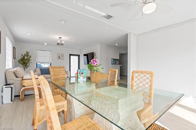 1332 Granada BLVD, Naples, FL 34103