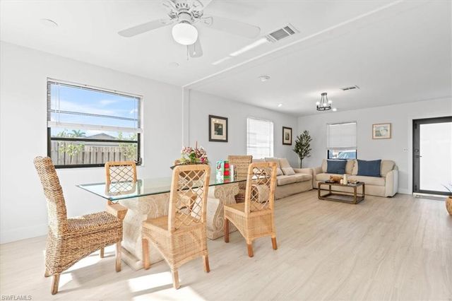 1332 Granada BLVD, Naples, FL 34103