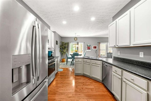2325 Village Green Drive, Fairburn, GA 30213
