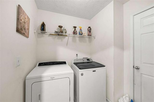 2325 Village Green Drive, Fairburn, GA 30213