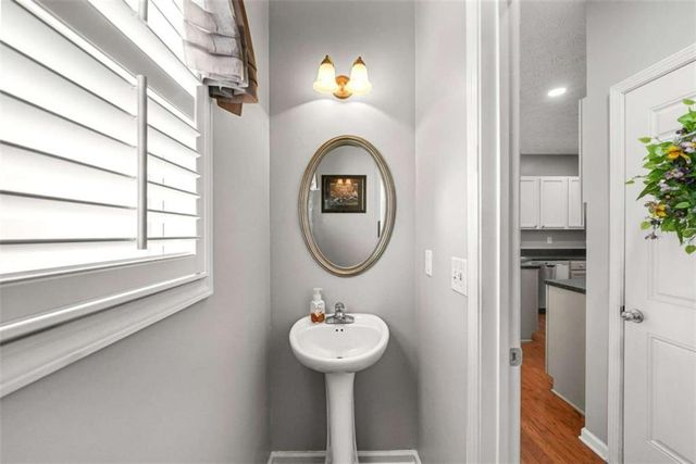 2325 Village Green Drive, Fairburn, GA 30213