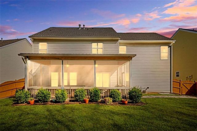 2325 Village Green Drive, Fairburn, GA 30213