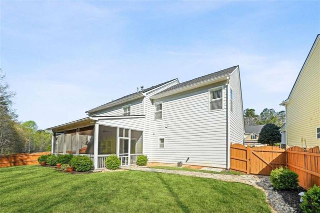 2325 Village Green Drive, Fairburn, GA 30213