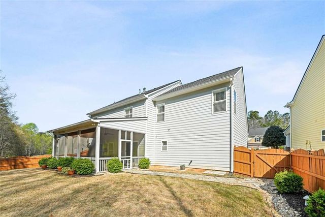 2325 Village Green Drive, Fairburn, GA 30213