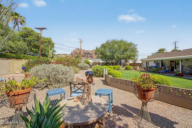 4340 E Vermont Avenue, Phoenix, AZ 85018