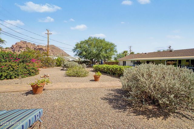 4340 E Vermont Avenue, Phoenix, AZ 85018