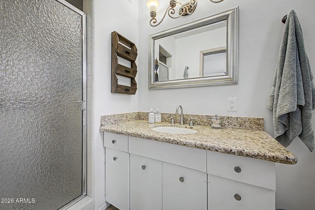 4340 E Vermont Avenue, Phoenix, AZ 85018