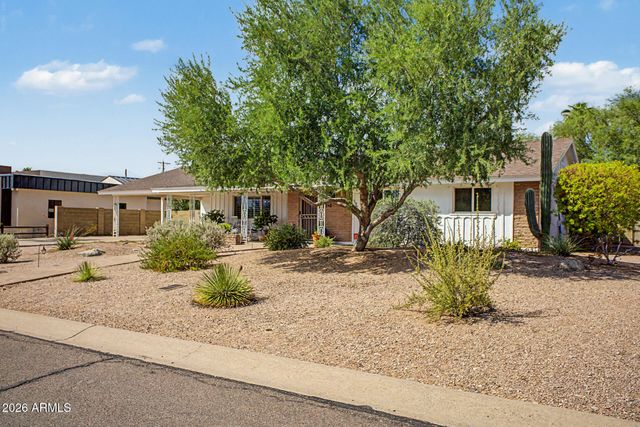 4340 E Vermont Avenue, Phoenix, AZ 85018