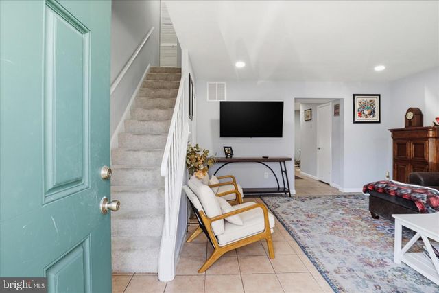 9234 BYRD DR, Manassas, VA 20110