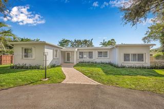 6110 SW 79th St, South Miami, FL 33143