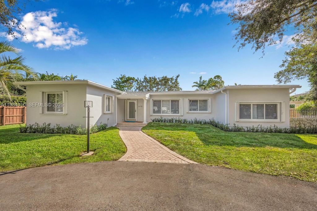 6110 SW 79th St, South Miami, FL 33143
