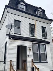 38 Emmet St, Newark City, NJ 07114