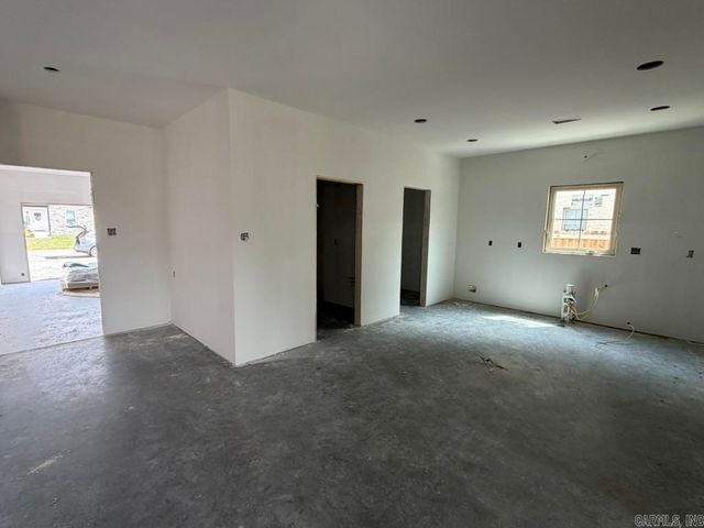 4 Songbird Cove, Greenbrier, AR 72058