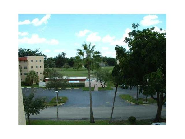1030 Country Club Drive 401, Margate, FL 33063