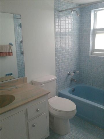 1030 Country Club Drive 401, Margate, FL 33063