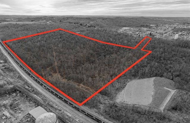 26012 Newell Rd, Fayette City, PA 15466