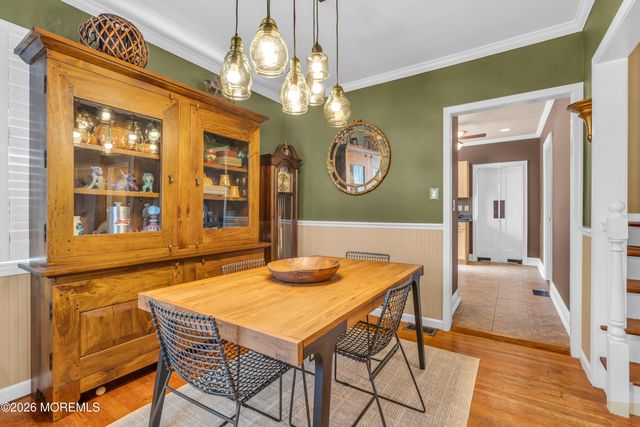 542 Clinton Avenue, Belford, NJ 07718
