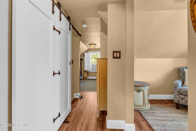 542 Clinton Avenue, Belford, NJ 07718