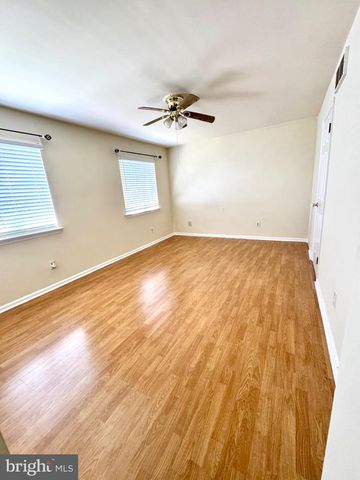 122 CAERNARVON CT, Exton, PA 19341