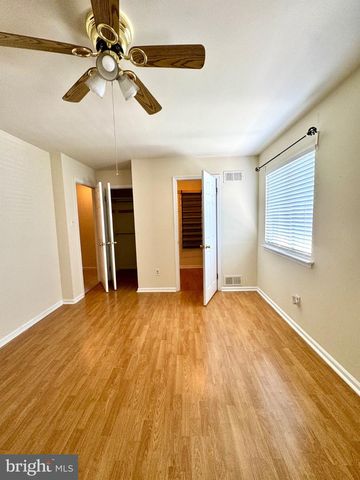 122 CAERNARVON CT, Exton, PA 19341
