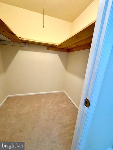 122 CAERNARVON CT, Exton, PA 19341
