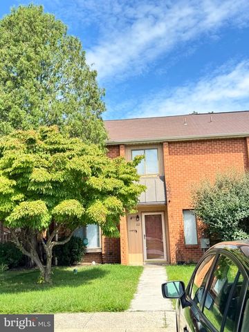 122 CAERNARVON CT, Exton, PA 19341