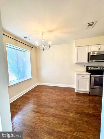 122 CAERNARVON CT, Exton, PA 19341
