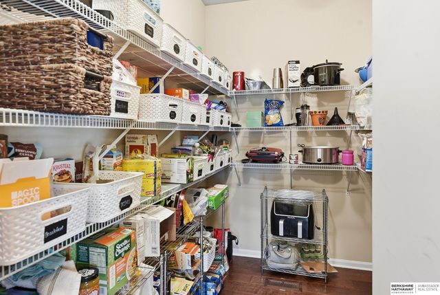 18814 Briar Street, Omaha, NE 68136