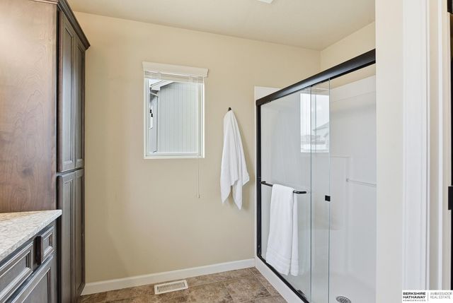 18814 Briar Street, Omaha, NE 68136