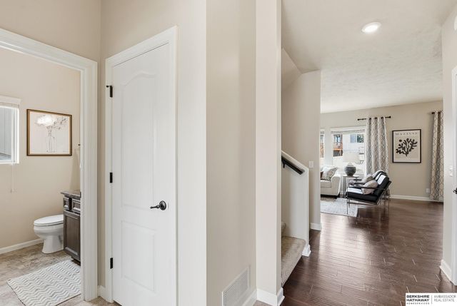 18814 Briar Street, Omaha, NE 68136