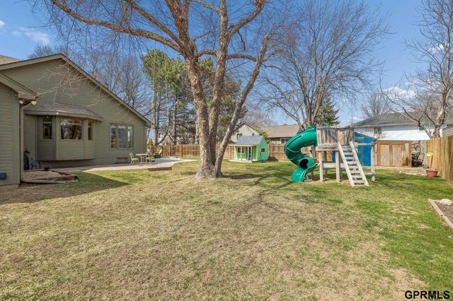 20512 Antler Circle, Elkhorn, NE 68022