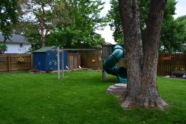 20512 Antler Circle, Elkhorn, NE 68022