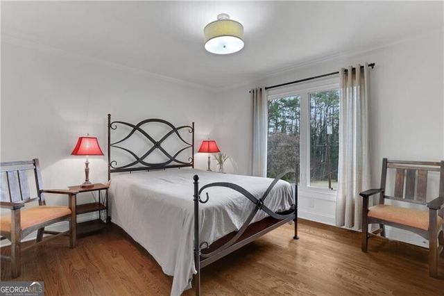 5077 Vernon Oaks Drive, Atlanta, GA 30338