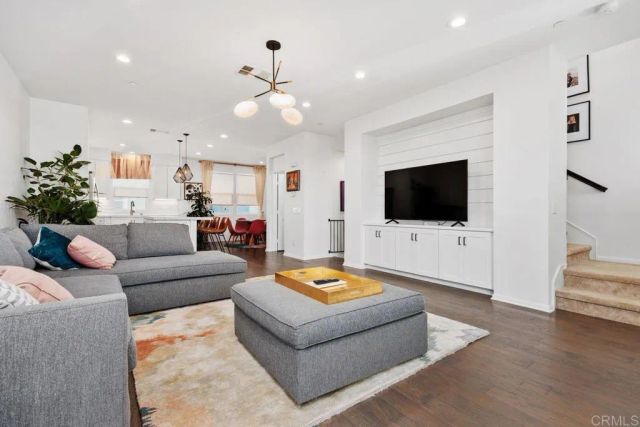 1845 Cliff Swallow Lane, Carlsbad, CA 92011