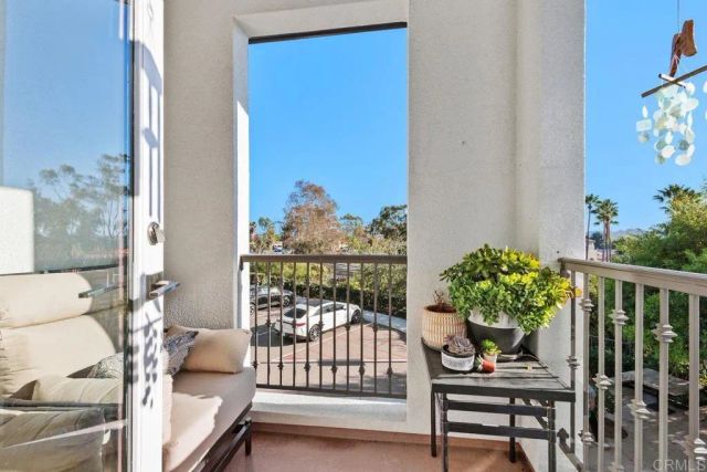 1845 Cliff Swallow Lane, Carlsbad, CA 92011