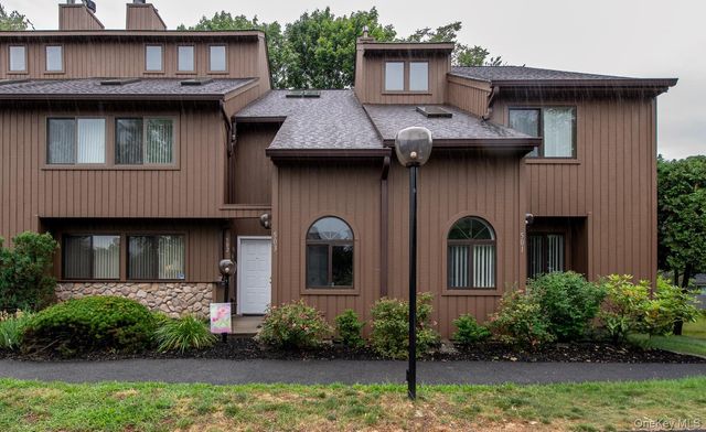 503 Scenic Lane, Poughkeepsie, NY 12603