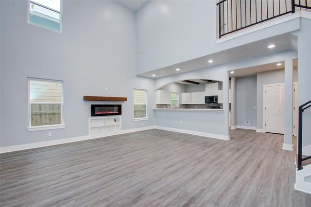 9319 Seeker Street, Houston, TX 77028