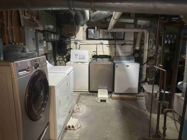 3985 Washington St, Boston, MA 02131