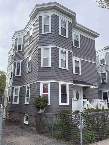 3985 Washington St, Boston, MA 02131