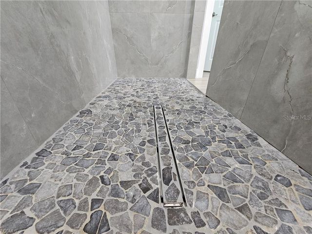 1425 NW 1ST STREET, Cape Coral, FL 33993